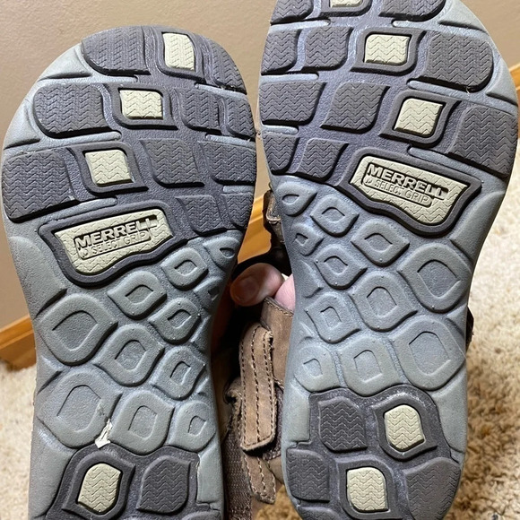 Merrell Brown Sandals - Picture 3 of 4